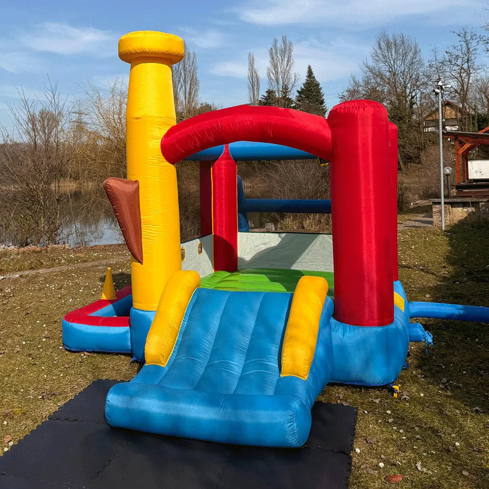 Hüpfburg „5-in-1“
